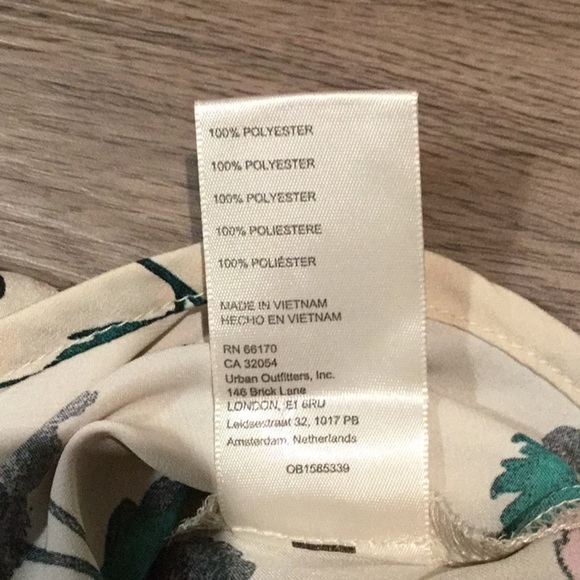 Free People Ivory Floral Cassandra Off-Shoulder Crop Top Coquette Cottagecore L - Picture 13 of 16